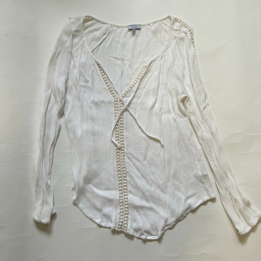 TOBI White Rayon Center Embroidered v neck long sleeve Blouse shirt top size M